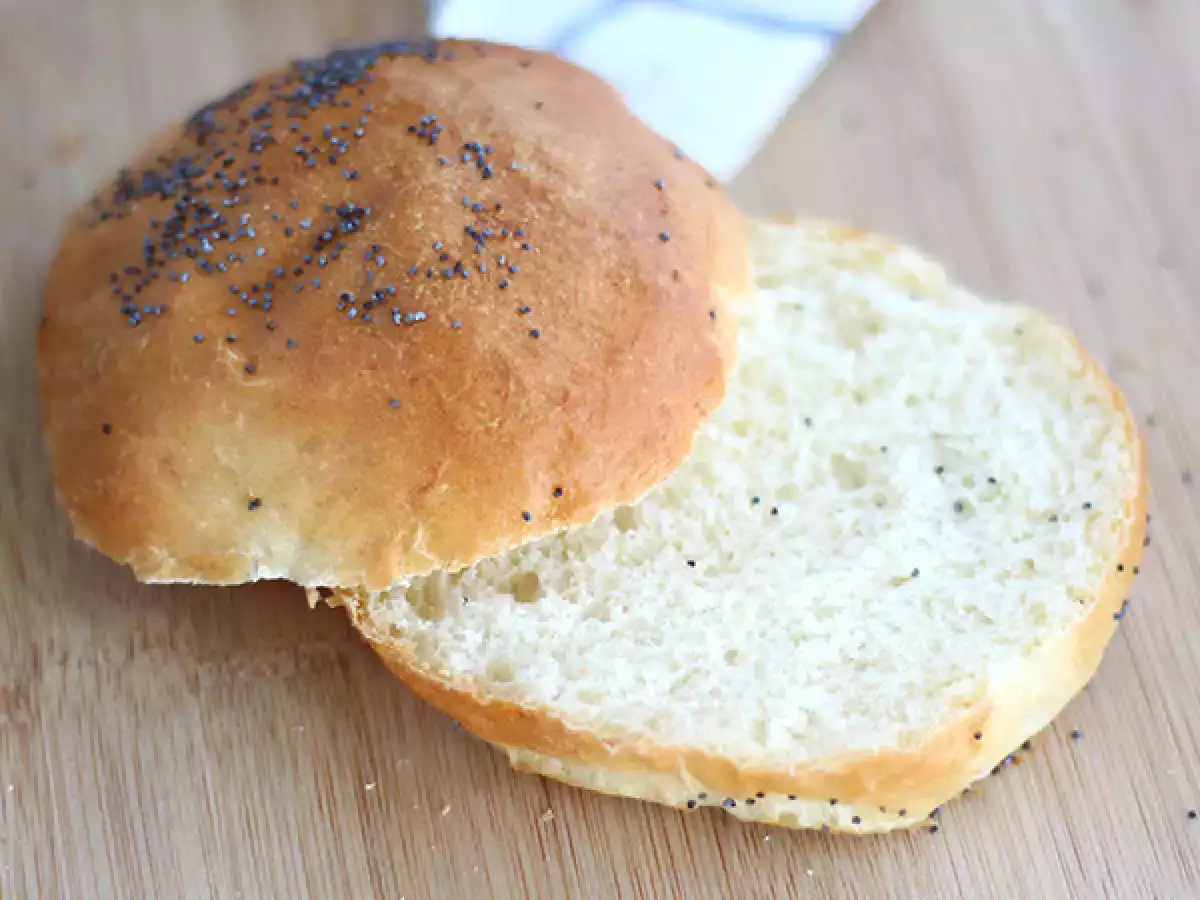 Roti burger buatan sendiri (bun burger) - foto 3