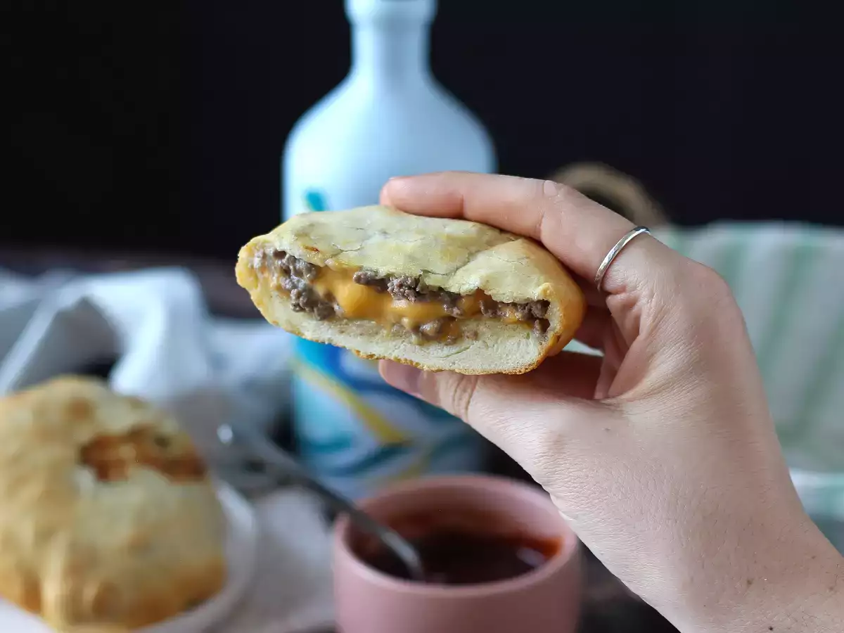 Roti burger penggorengan udara: cocok untuk makan malam yang cepat dan lezat - foto 3