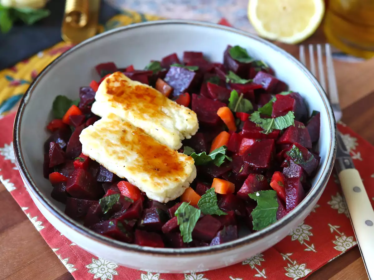 Salad bit dengan halloumi panggang - foto 7