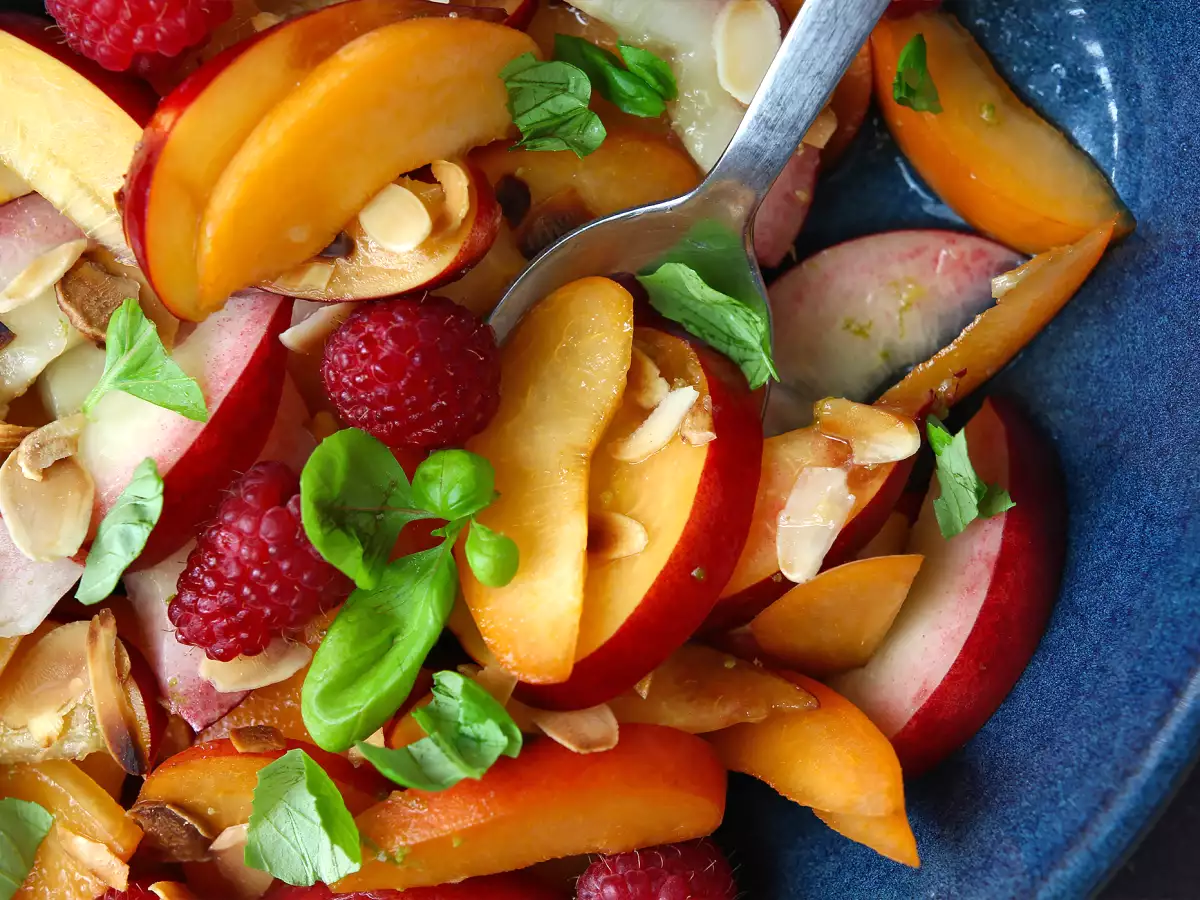 Salad buah: persik, aprikot, raspberry, dan banyak lagi! - foto 3