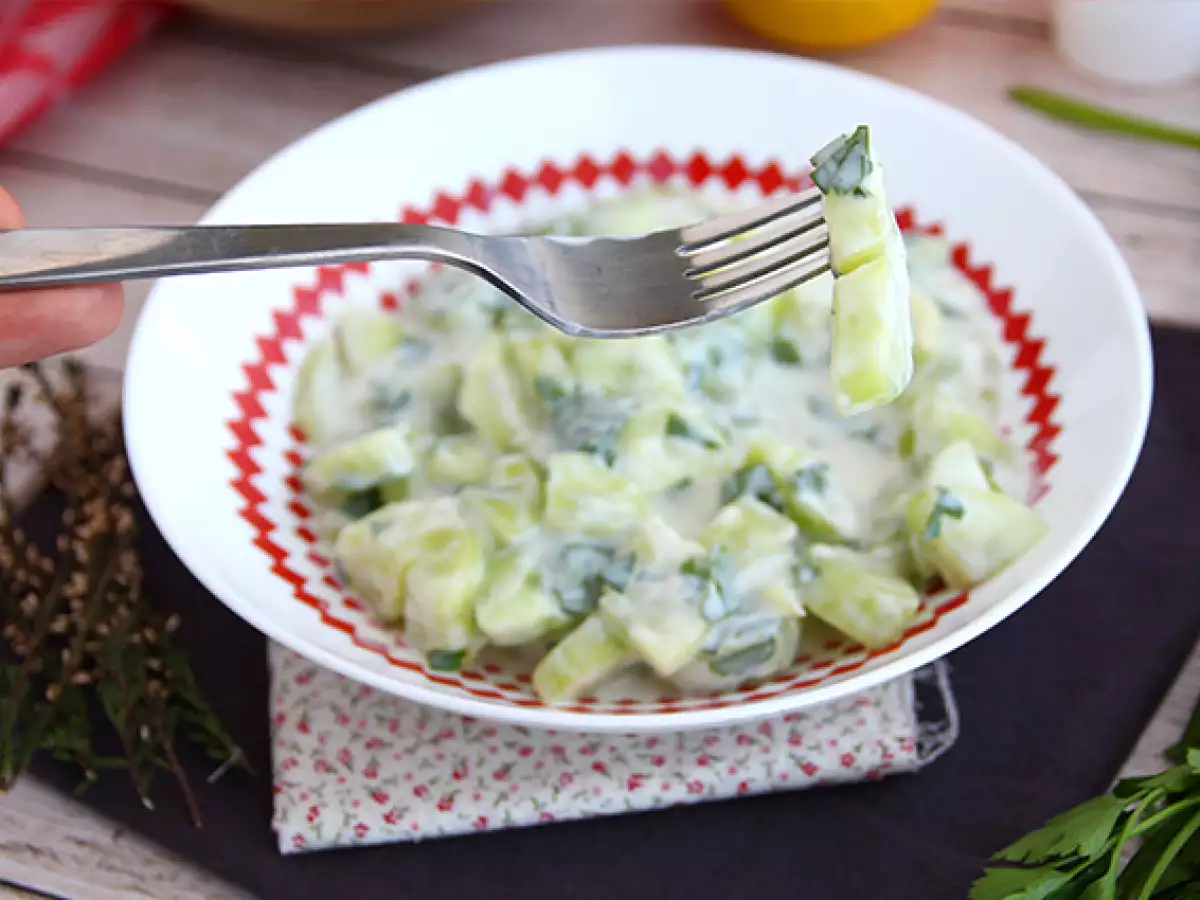Salad Mentimun dengan Saus Yoghurt - foto 4