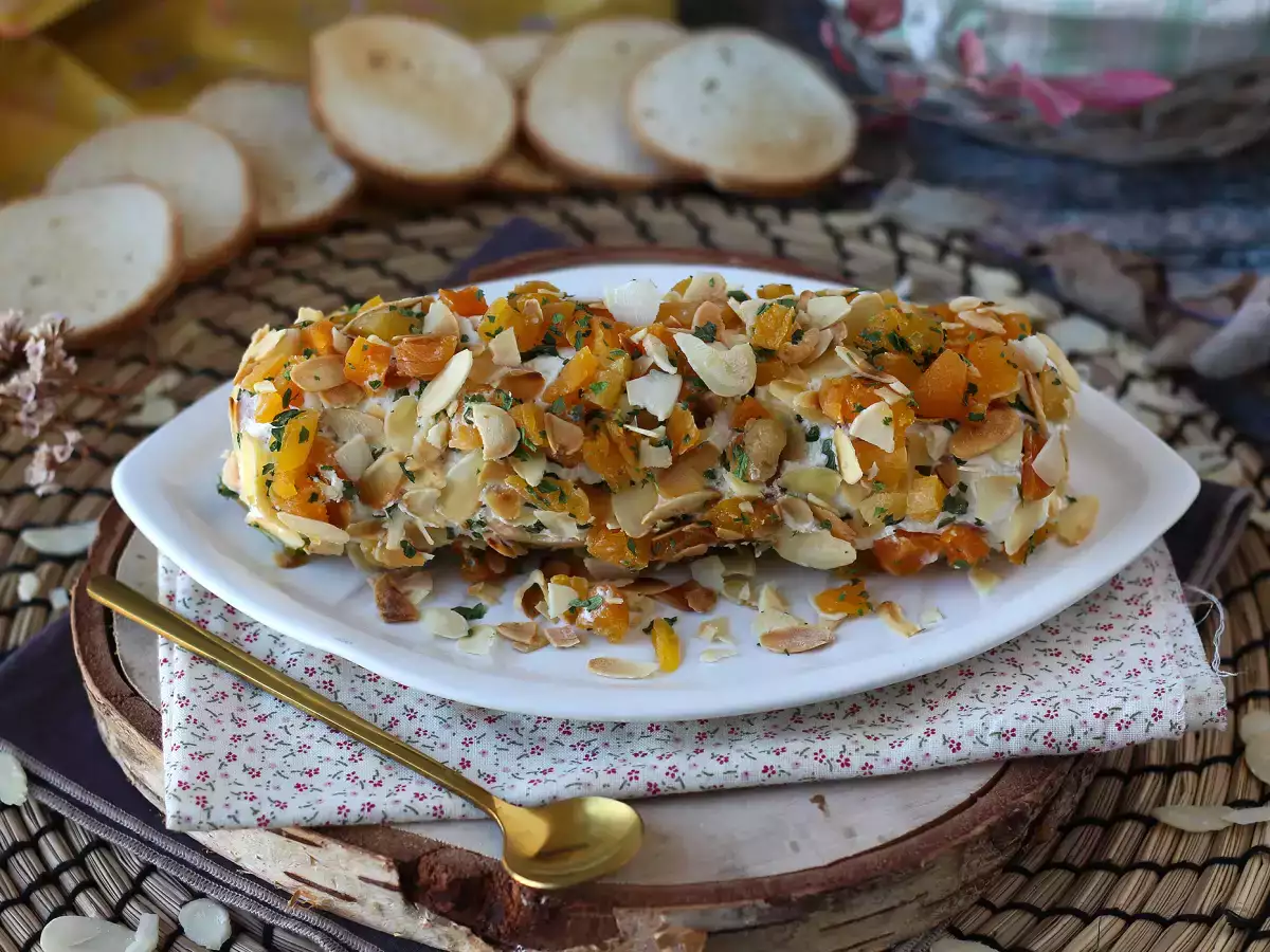 Salami krim keju dengan aprikot dan almond: hidangan pembuka pesta yang sempurna! - foto 5