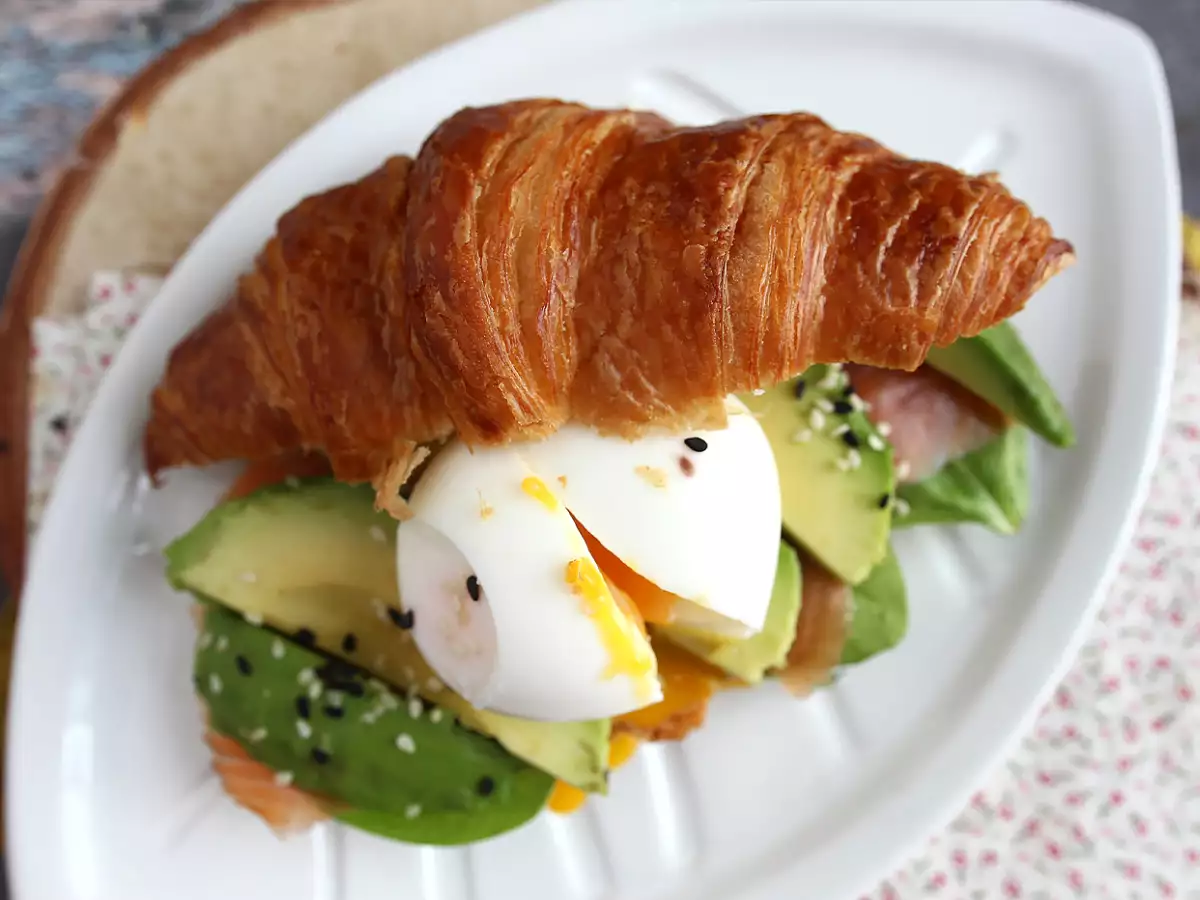 Sandwich croissant untuk brunch - foto 4