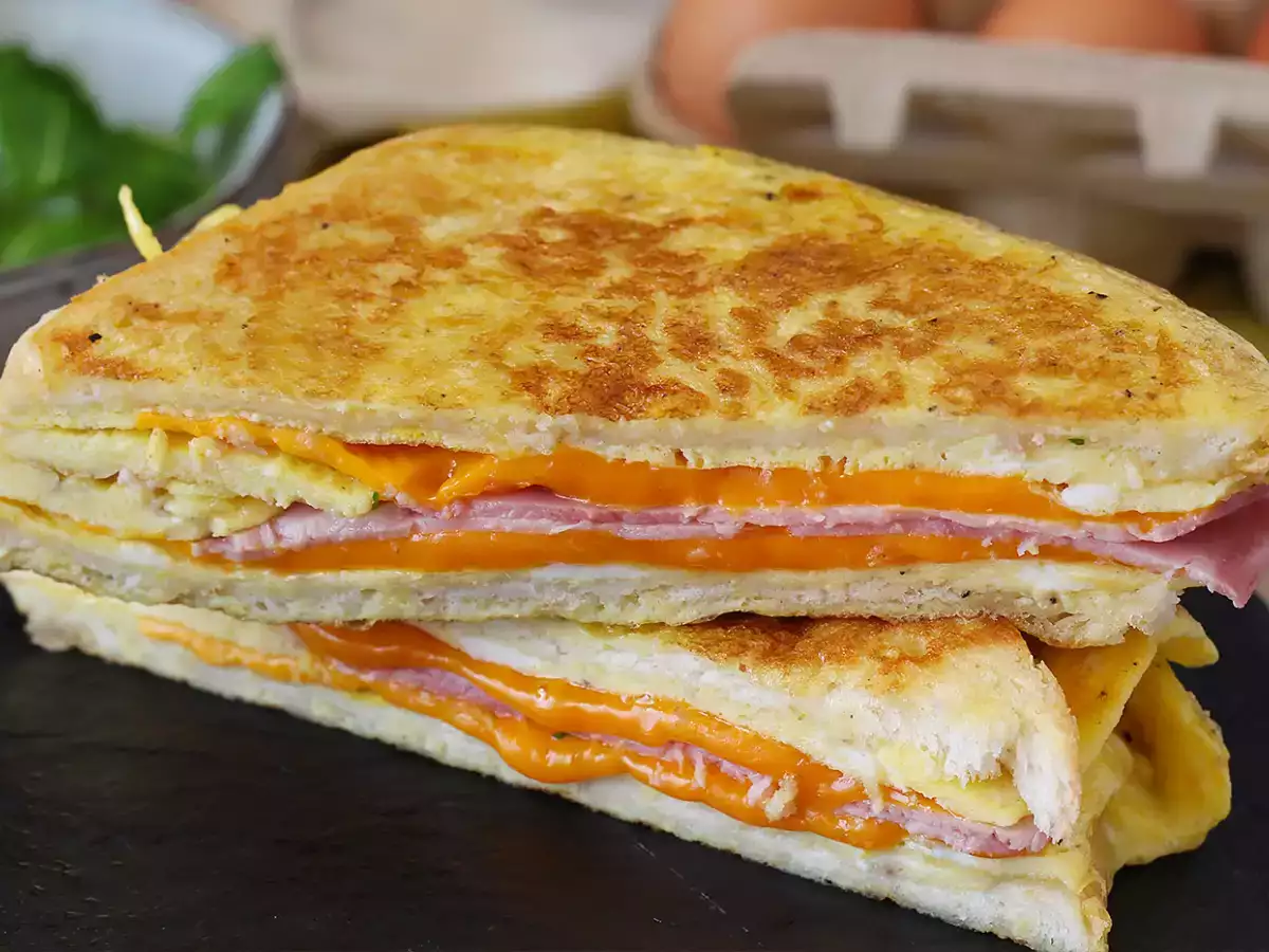 Sandwich Omelet Ekspres ala French Toast – Trik Sandwich Telur - foto 3
