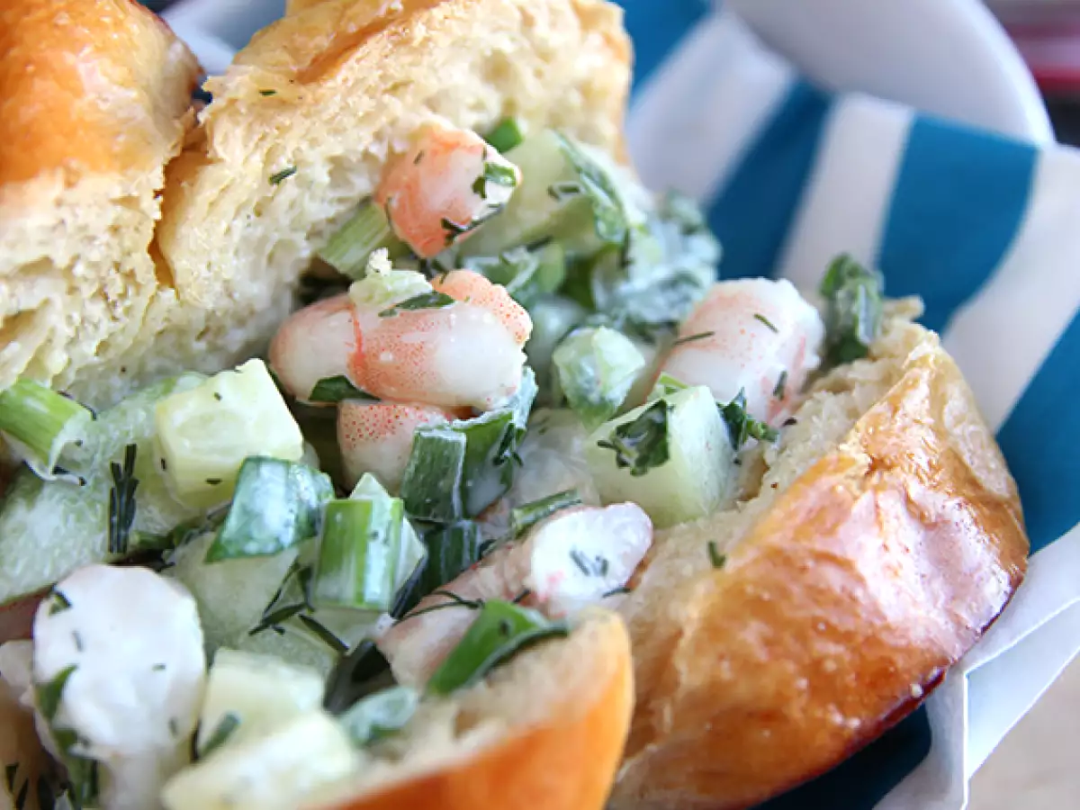 Sandwich Udang dengan Roti Brioche (Prawn Roll) - foto 3
