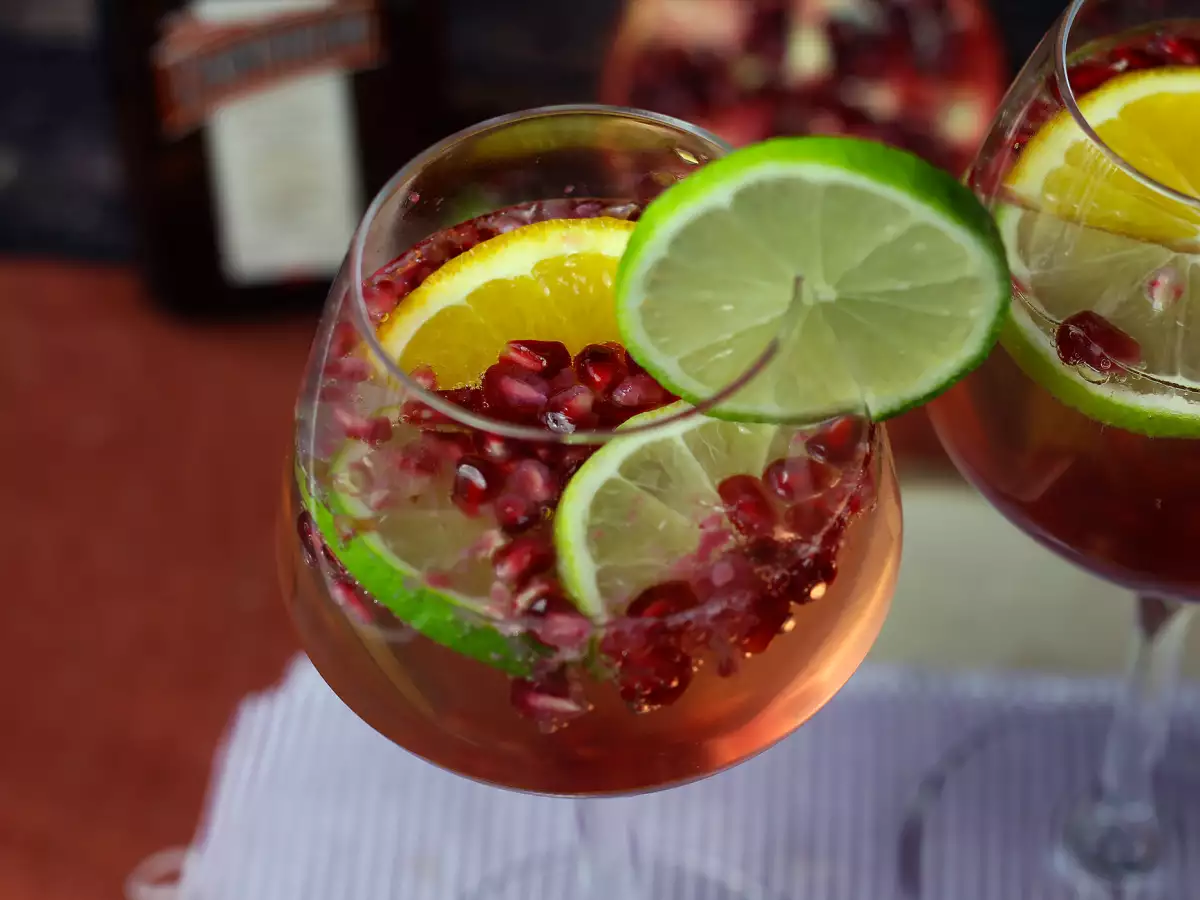 Sangria anggur bersoda: bintang yang menyegarkan di pesta - foto 4
