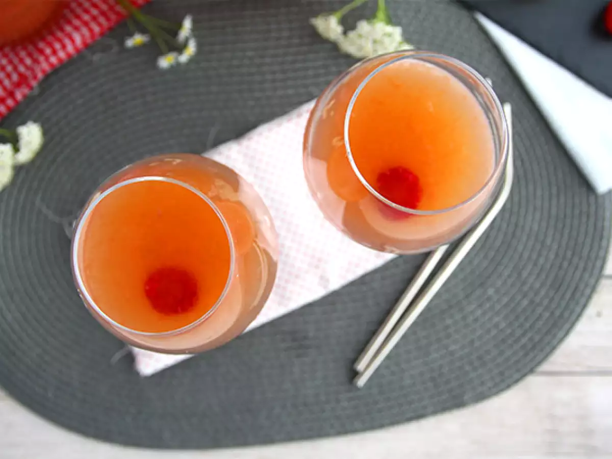 Sangria merah muda dengan anggur rosé - foto 3
