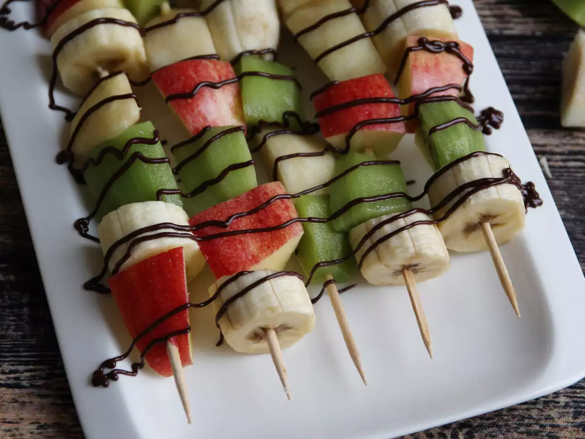 Sate Buah Cokelat untuk Penutup Santapan yang Ekstra Segar! - foto 2