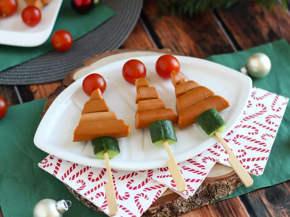 Sate sosis Knacki berbentuk pohon Natal: hidangan pembuka yang sangat mudah dan cepat! - foto 4