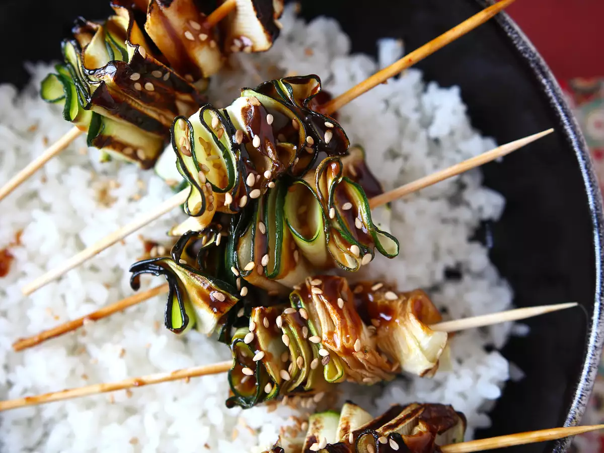 Sate Zukini dengan Saus Asia yang Lezat dan Pedas