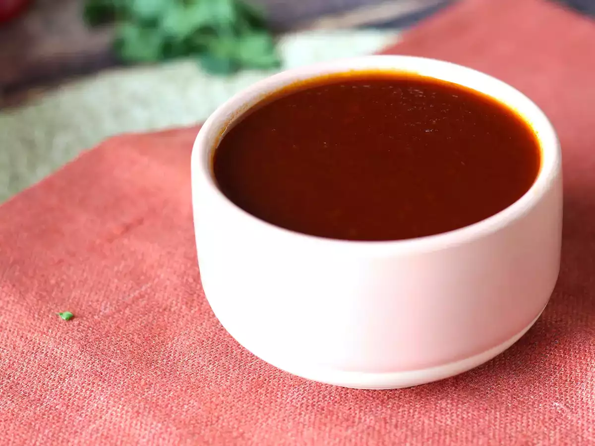 Saus ala barbekyu asam manis buatan sendiri: resep mudah, siap dalam waktu singkat - foto 3