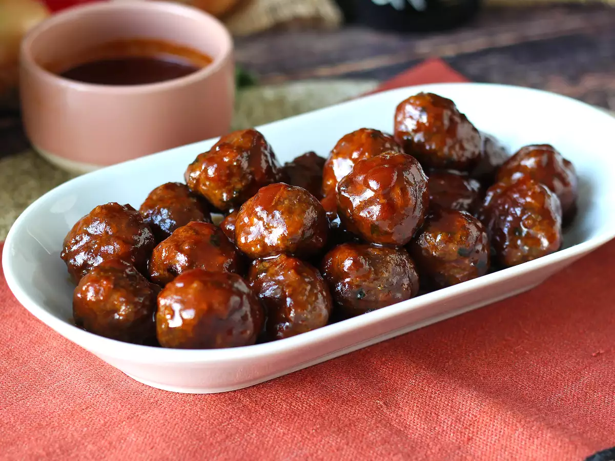 Saus ala barbekyu asam manis buatan sendiri: resep mudah, siap dalam waktu singkat - foto 4