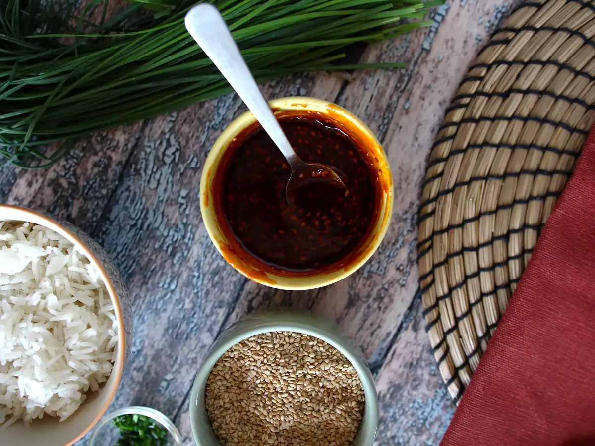 Saus gochujang Korea yang pedas untuk Bibimbap - foto 5