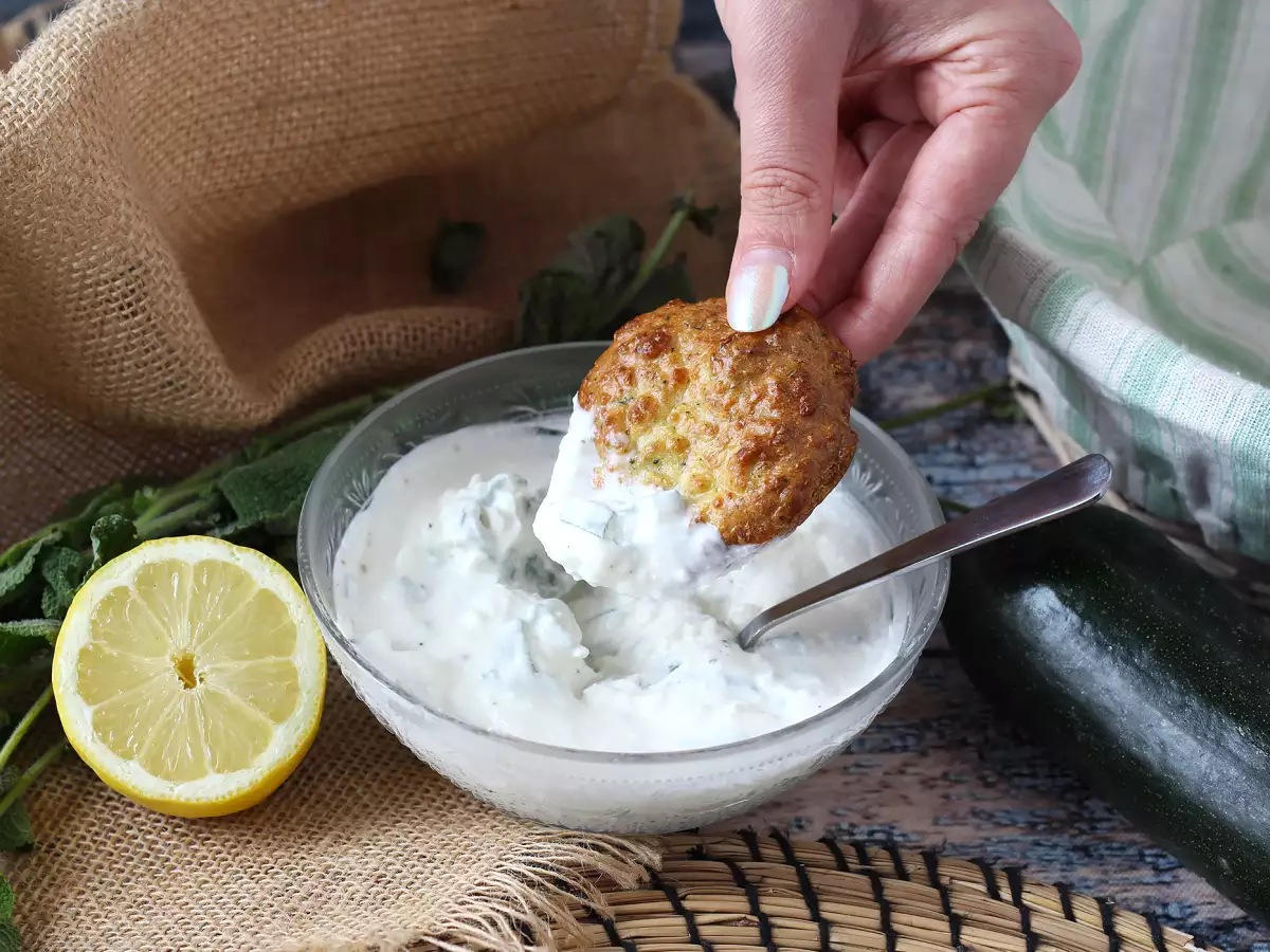 Saus yoghurt, feta, lemon, dan mint super segar! - foto 2