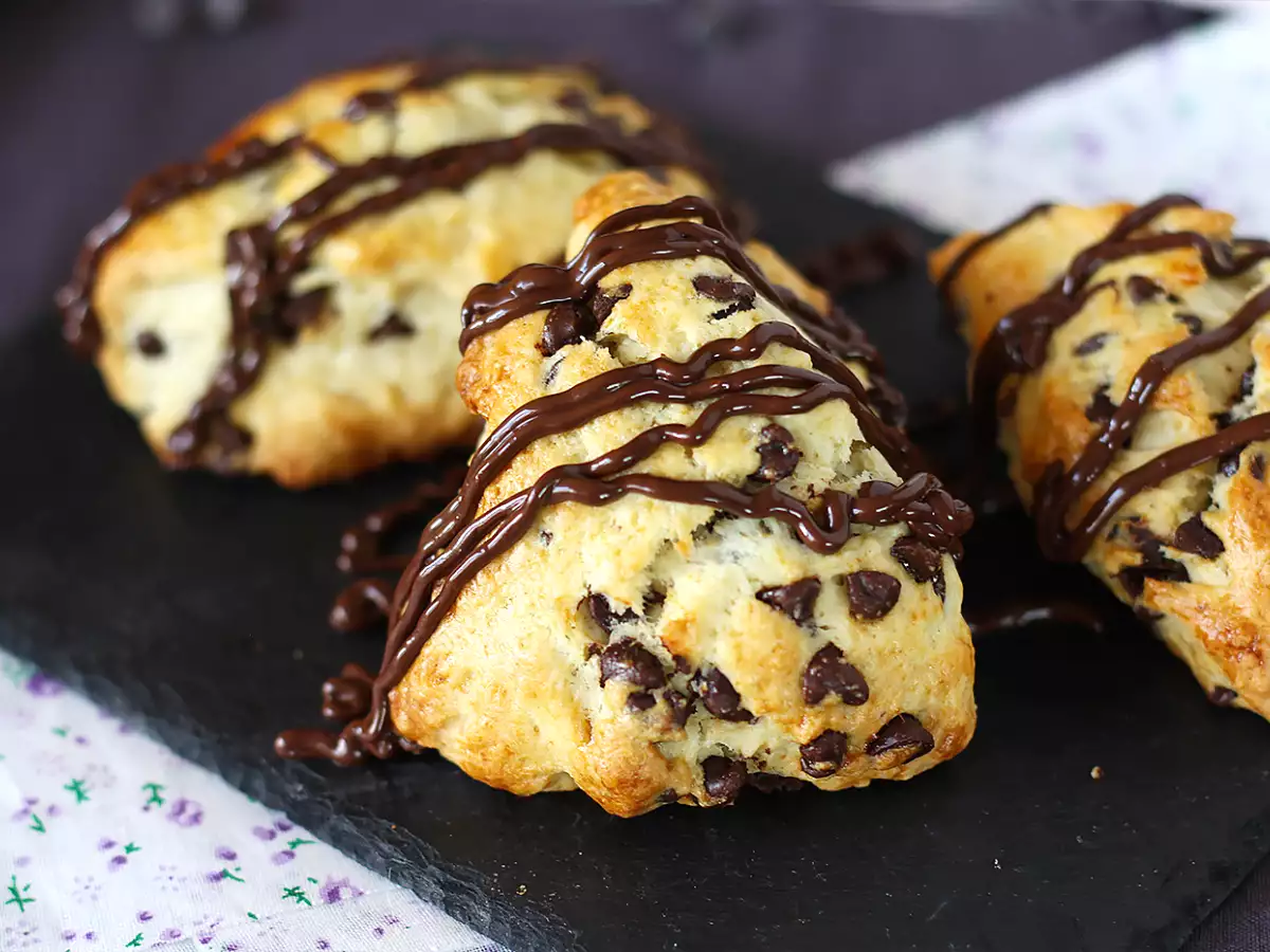 Scone cokelat yang mudah dan lembut - foto 2