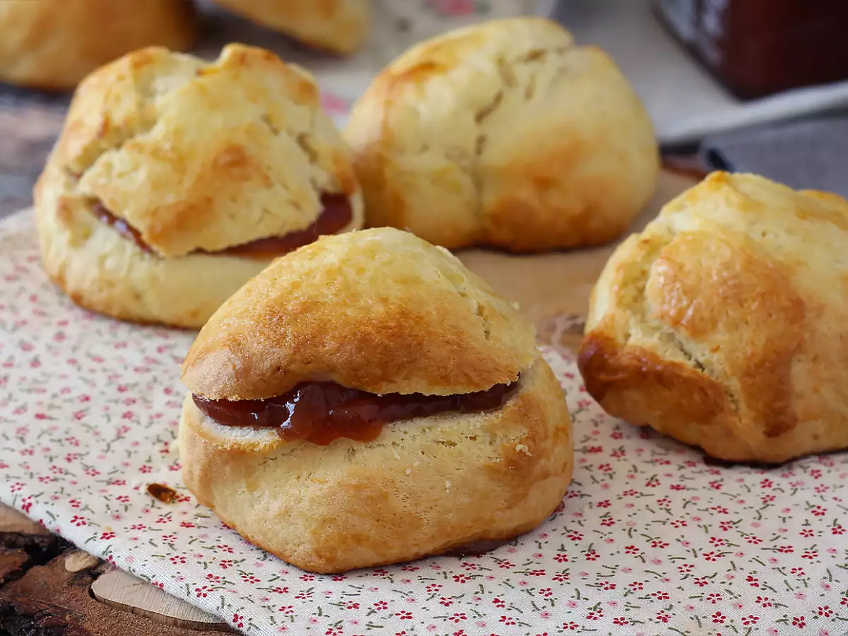 Scone dengan Parutan Kulit Lemon