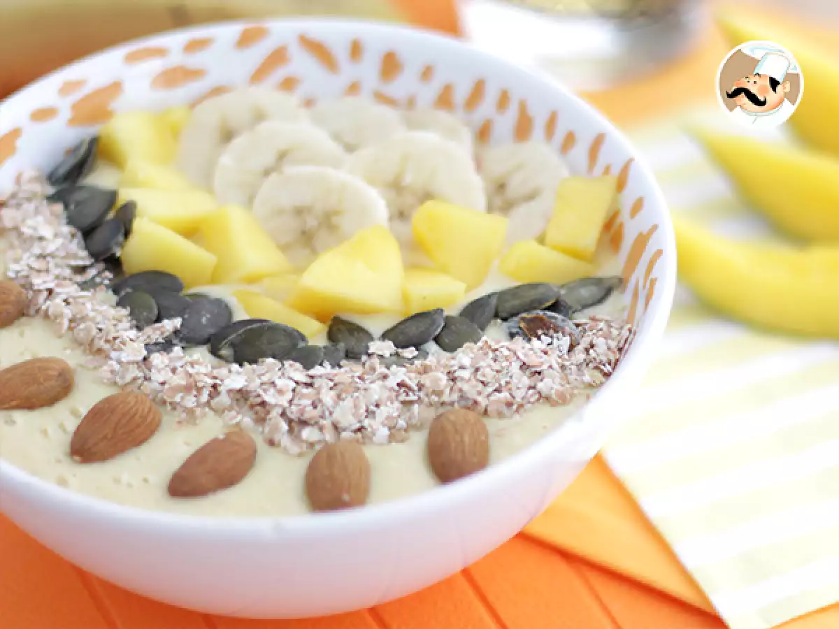 Smoothie Bowl Mangga dan Pisang