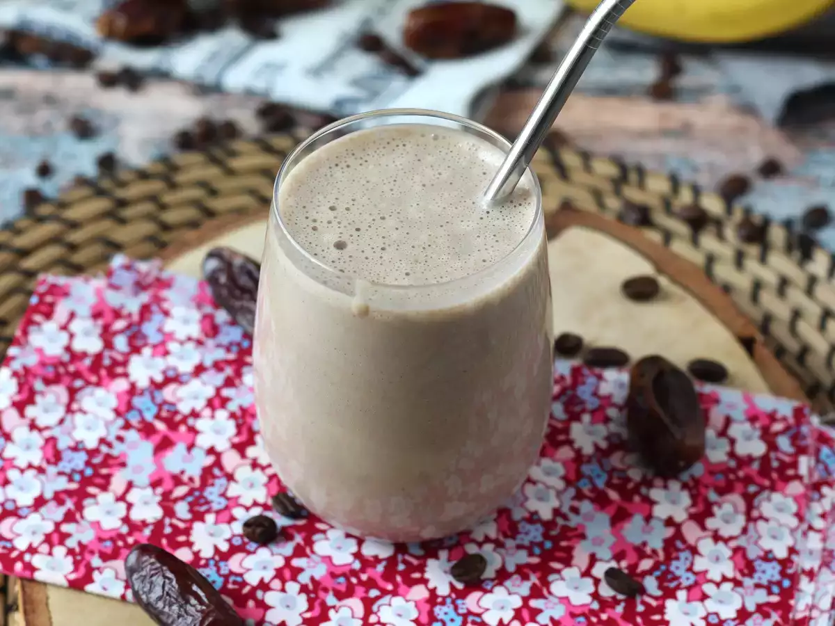 Smoothie kopi dan kurma untuk membangunkan Anda! - foto 4