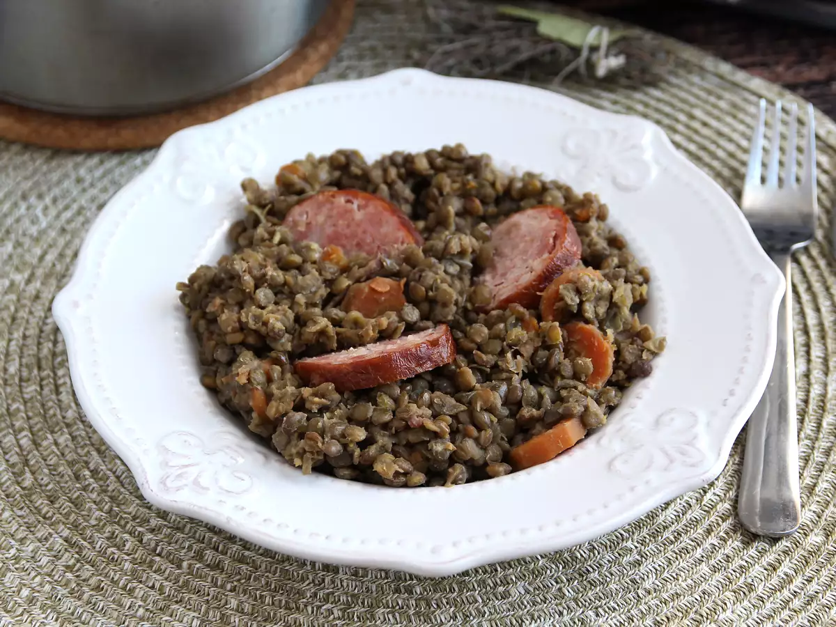 Sosis morteau dan lentil rebus - foto 4