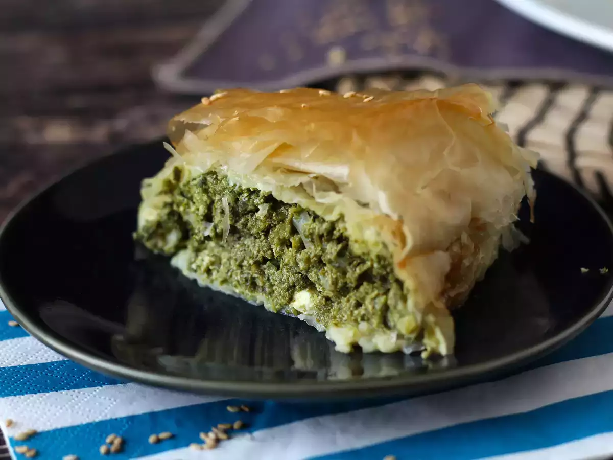 Spanakopita, pai Yunani yang super mudah dengan bayam dan keju feta - foto 5