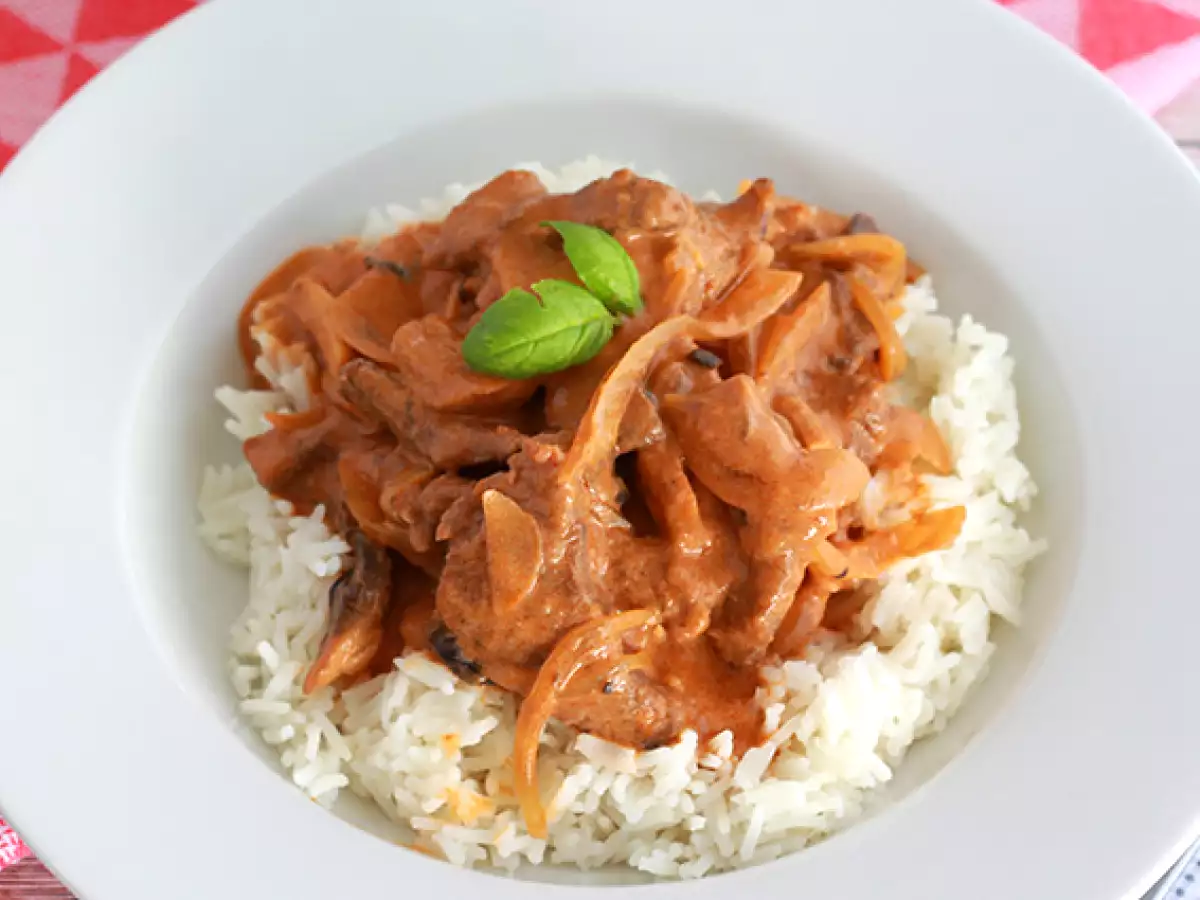 Stroganoff daging sapi yang cepat dan mudah - foto 2
