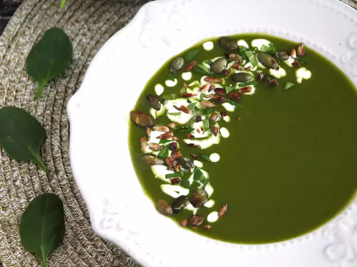 Sup bayam, trik untuk membuat semua orang makan sayur! - foto 3