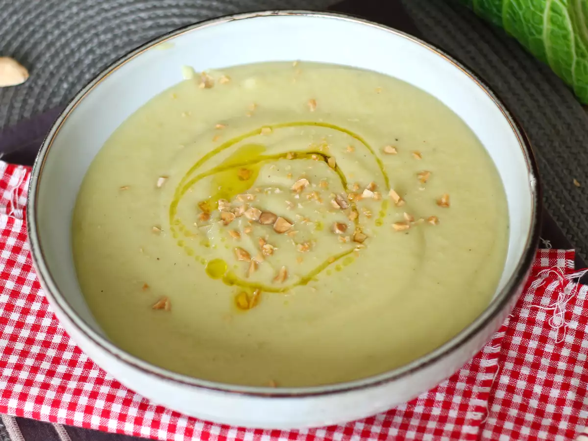 Sup Krim Kale dan Kentang dengan Panci Presto - foto 4