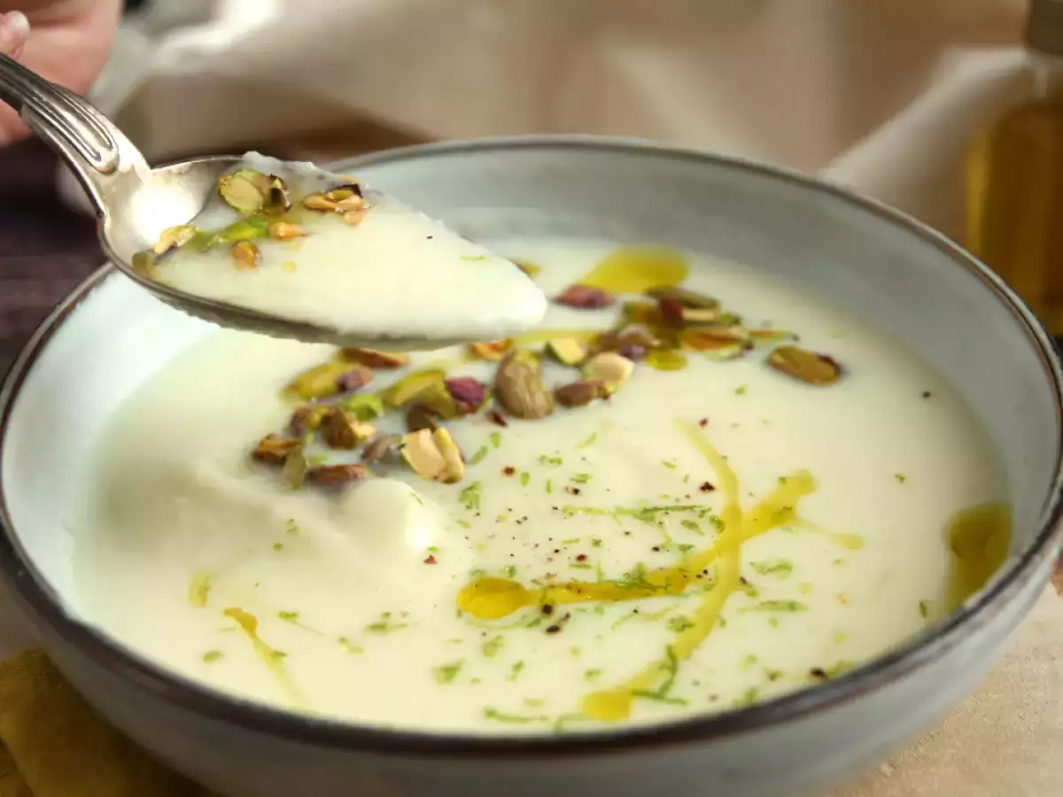 Sup Krim Kembang Kol dan Pistachio - foto 4