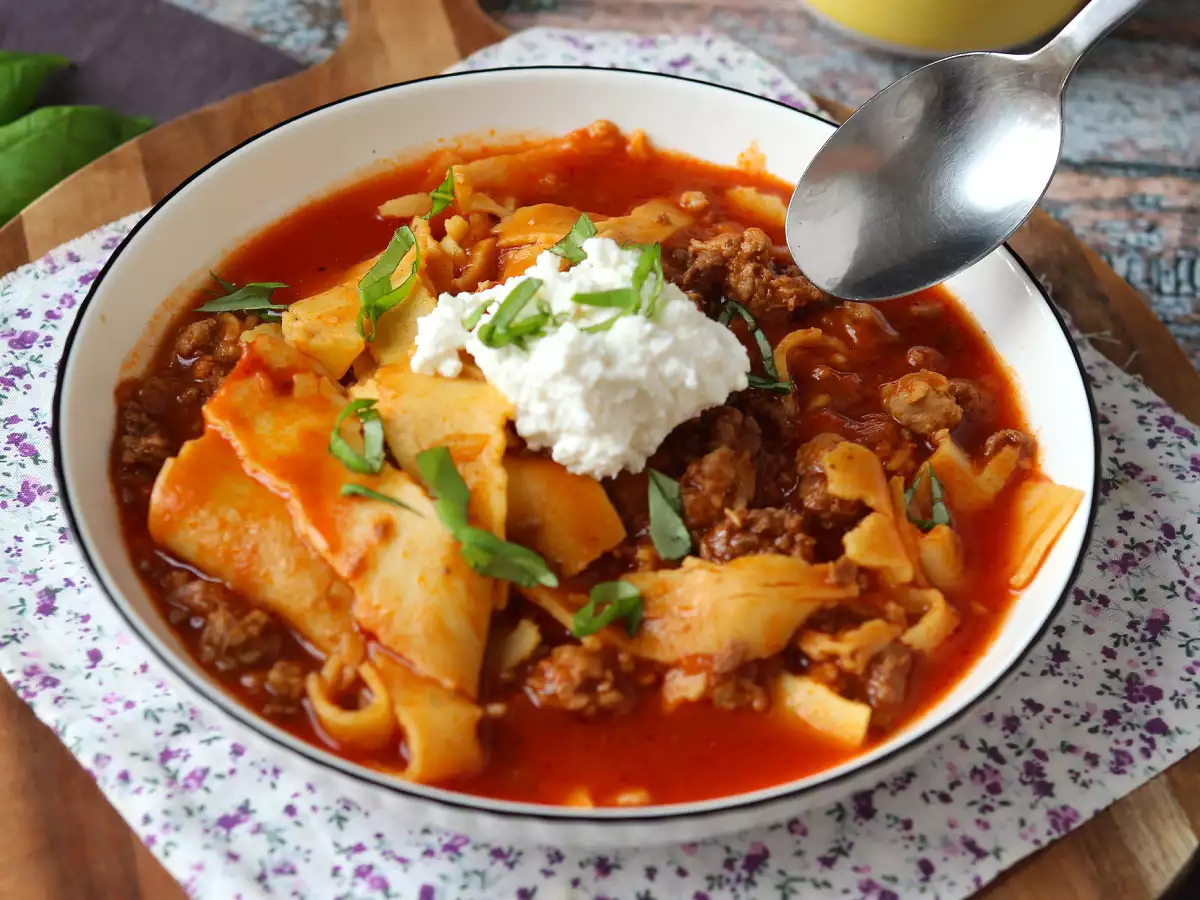 Sup lasagna daging, ricotta, dan parmesan - foto 4