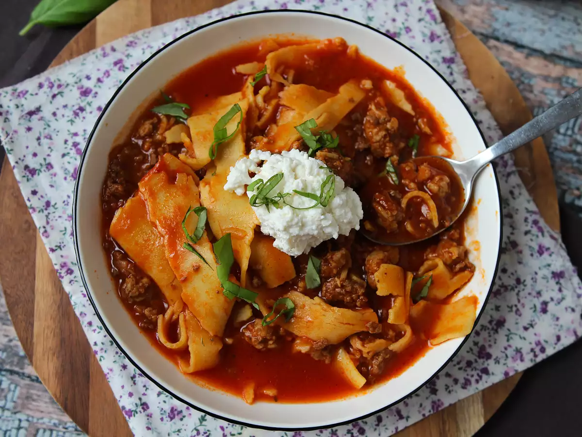 Sup lasagna daging, ricotta, dan parmesan - foto 5