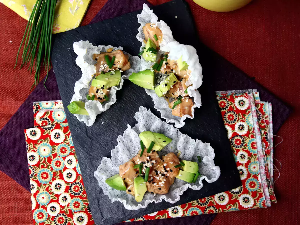 Taco Asia: salmon tartar dalam keripik nasi - foto 5