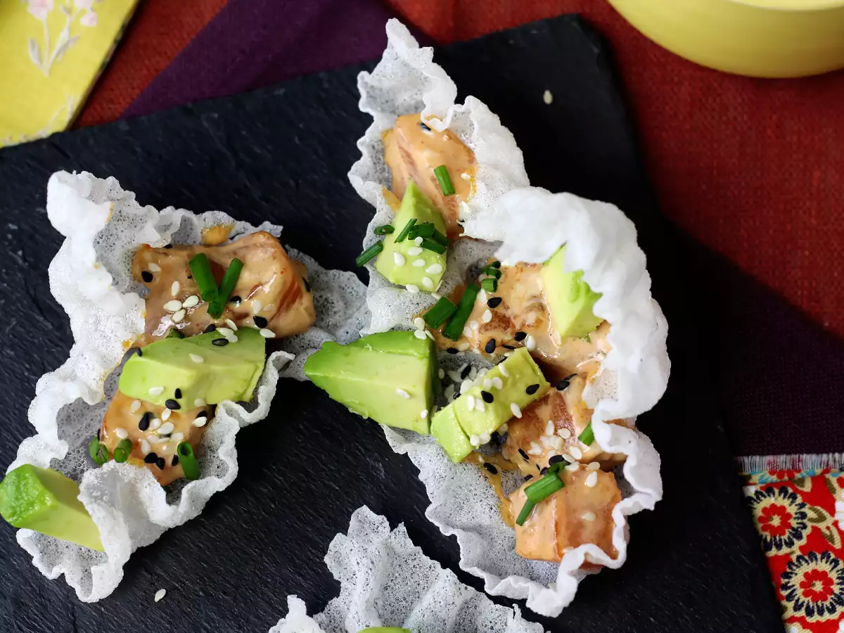 Taco Asia: salmon tartar dalam keripik nasi - foto 9