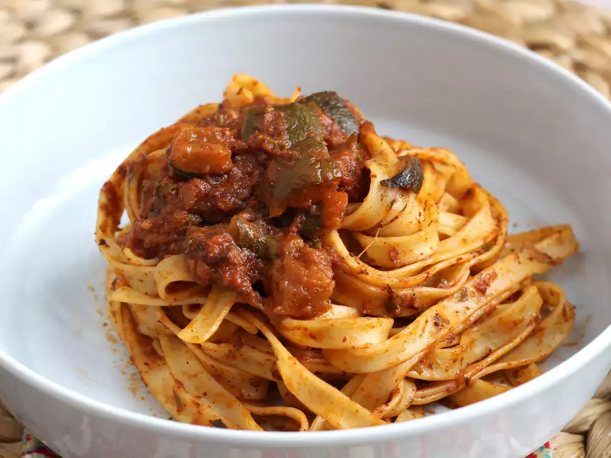 Tagliatelle dengan ragout cukini, hidangan vegetarian pertama yang disukai semua orang! - foto 4