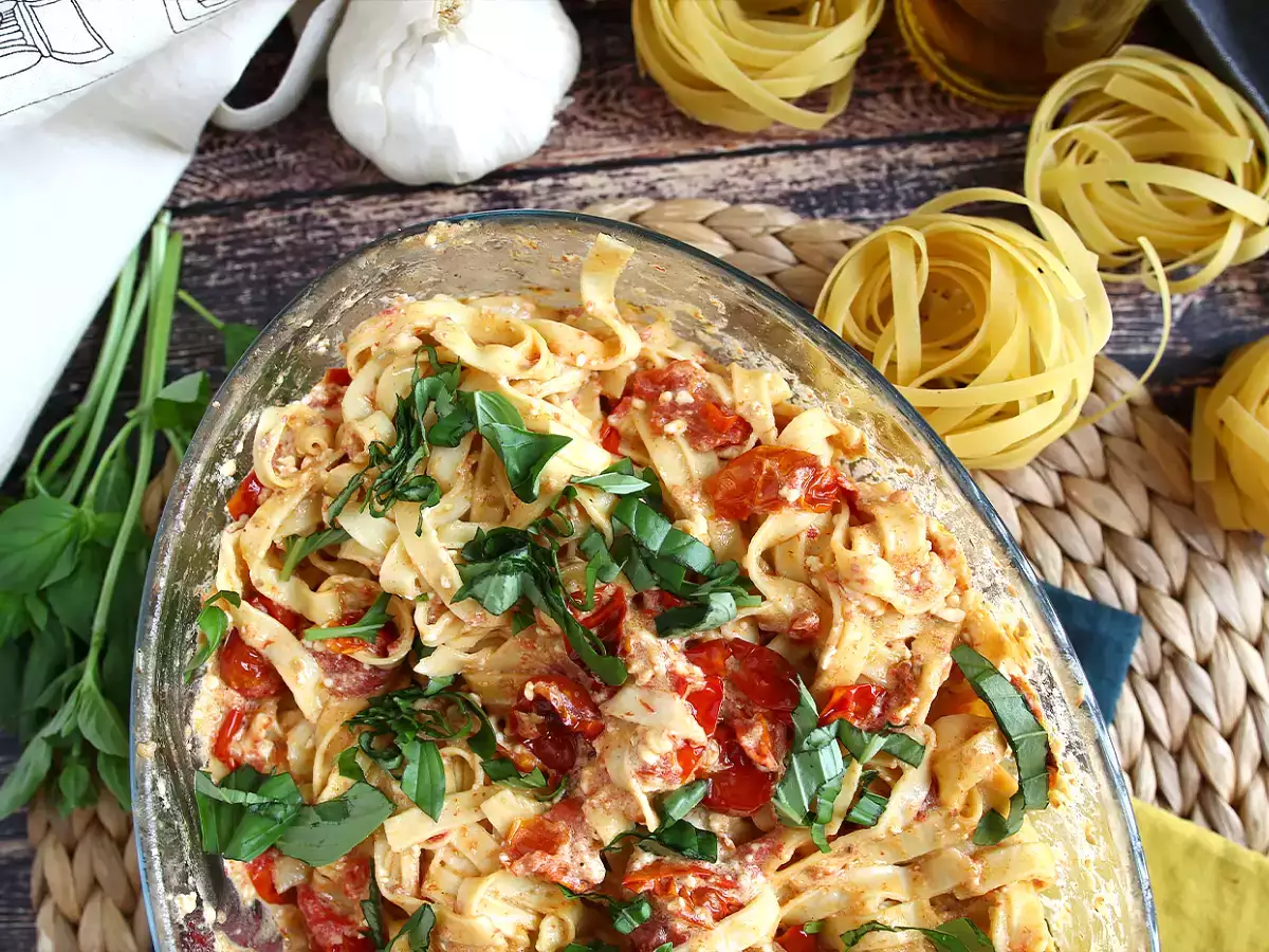Tagliatelle tomat ceri feta - pasta feta panggang - foto 7