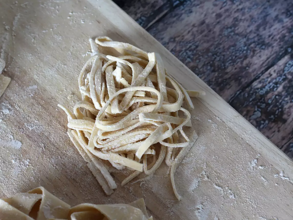 Tagliolini: Cara Membuat Pasta Segar Italia di Rumah, Langkah demi Langkah - foto 2