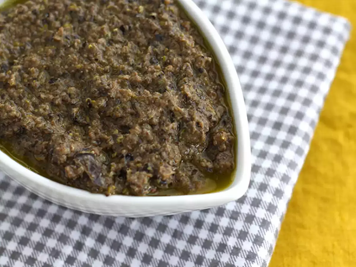 Tapenade cepat dengan buah zaitun hitam - foto 4