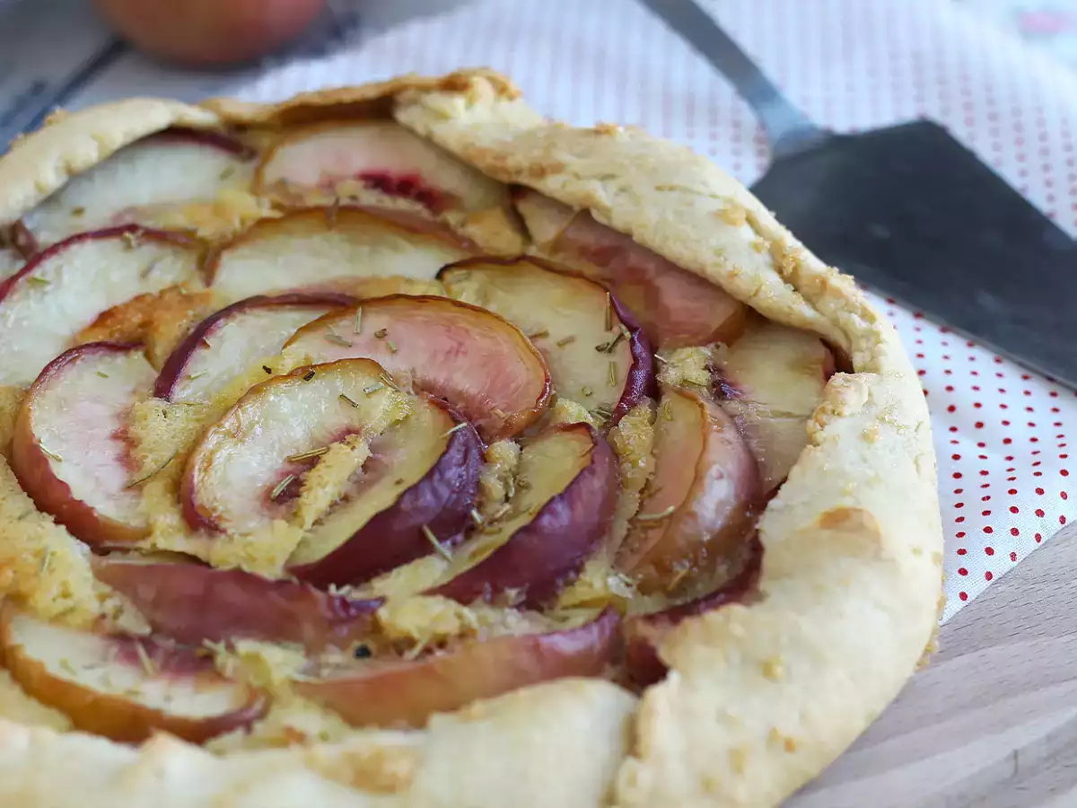 Tart Persik Rustic dengan Rosemary - foto 5