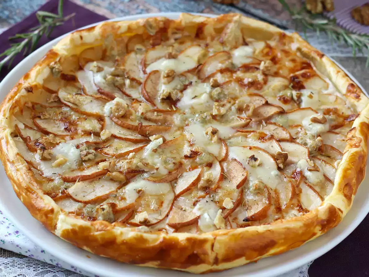 Tart Pir, Gorgonzola, dan Kacang Kenari: Perpaduan Manis-Gurih yang Menggugah Selera - foto 6