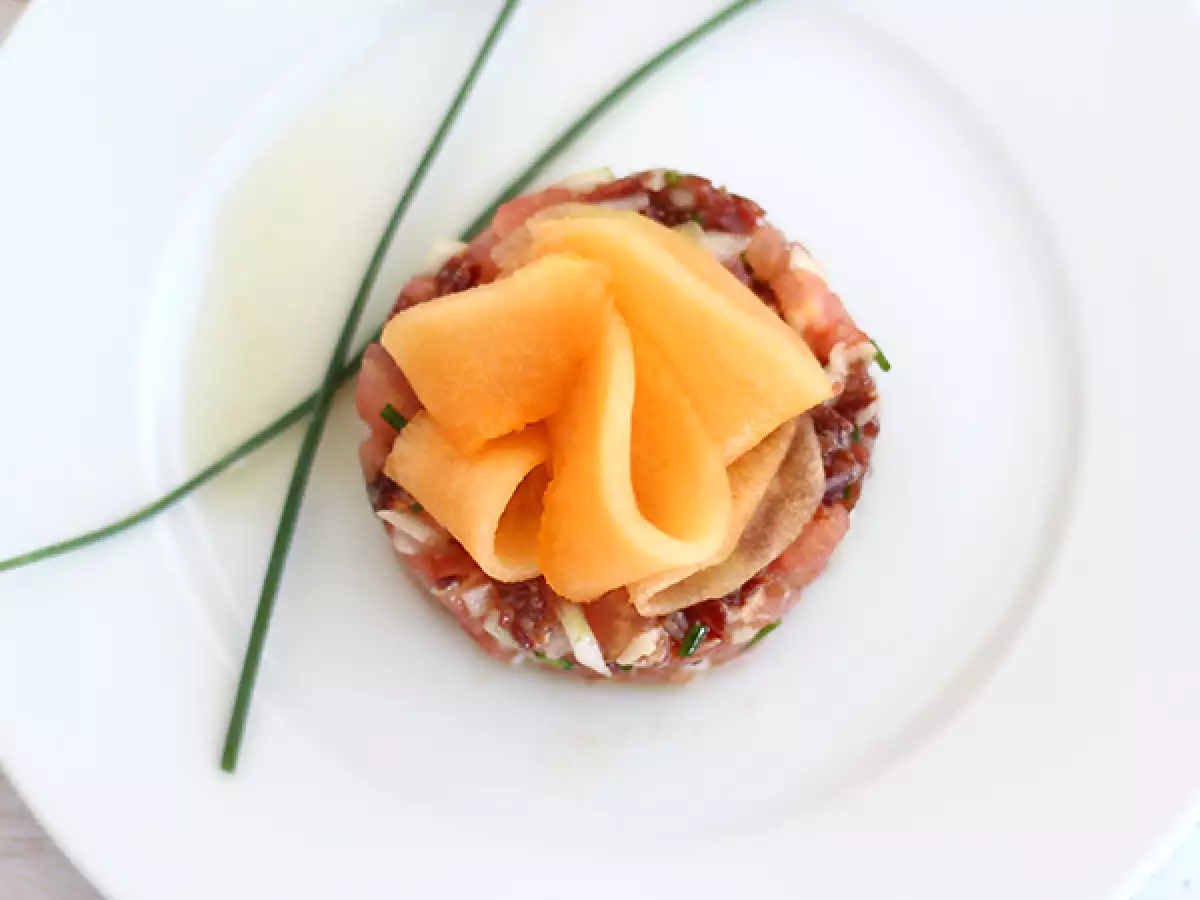 Tartare Ham, Melon, dan Tomat - foto 2