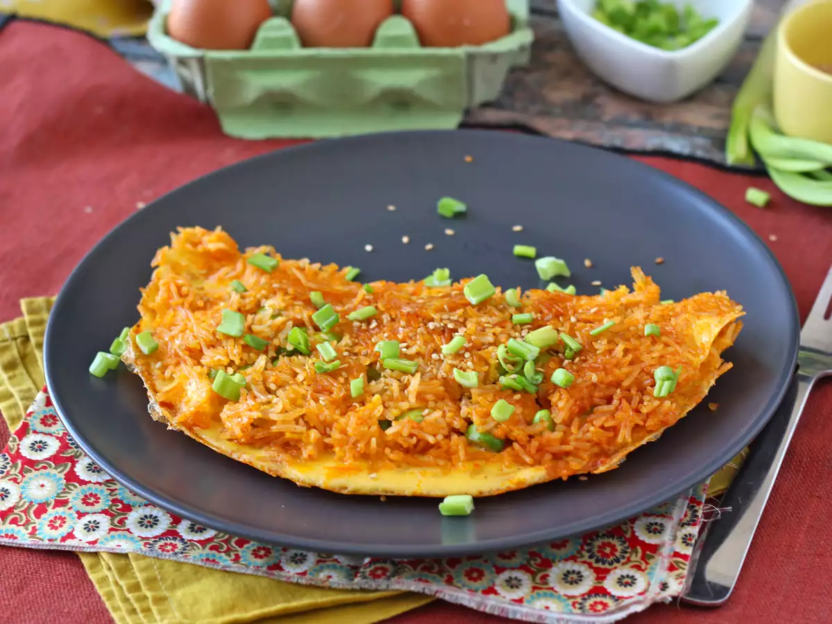 Telur dadar dengan nasi renyah dan kacang kedelai, makanan pedas yang cepat dan bebas limbah! - foto 3