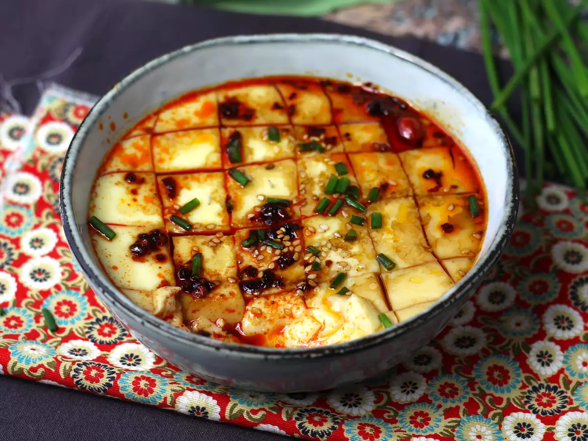 Telur kukus Cina: resep Cina untuk telur sutra kukus hanya dengan dua bahan! - foto 3