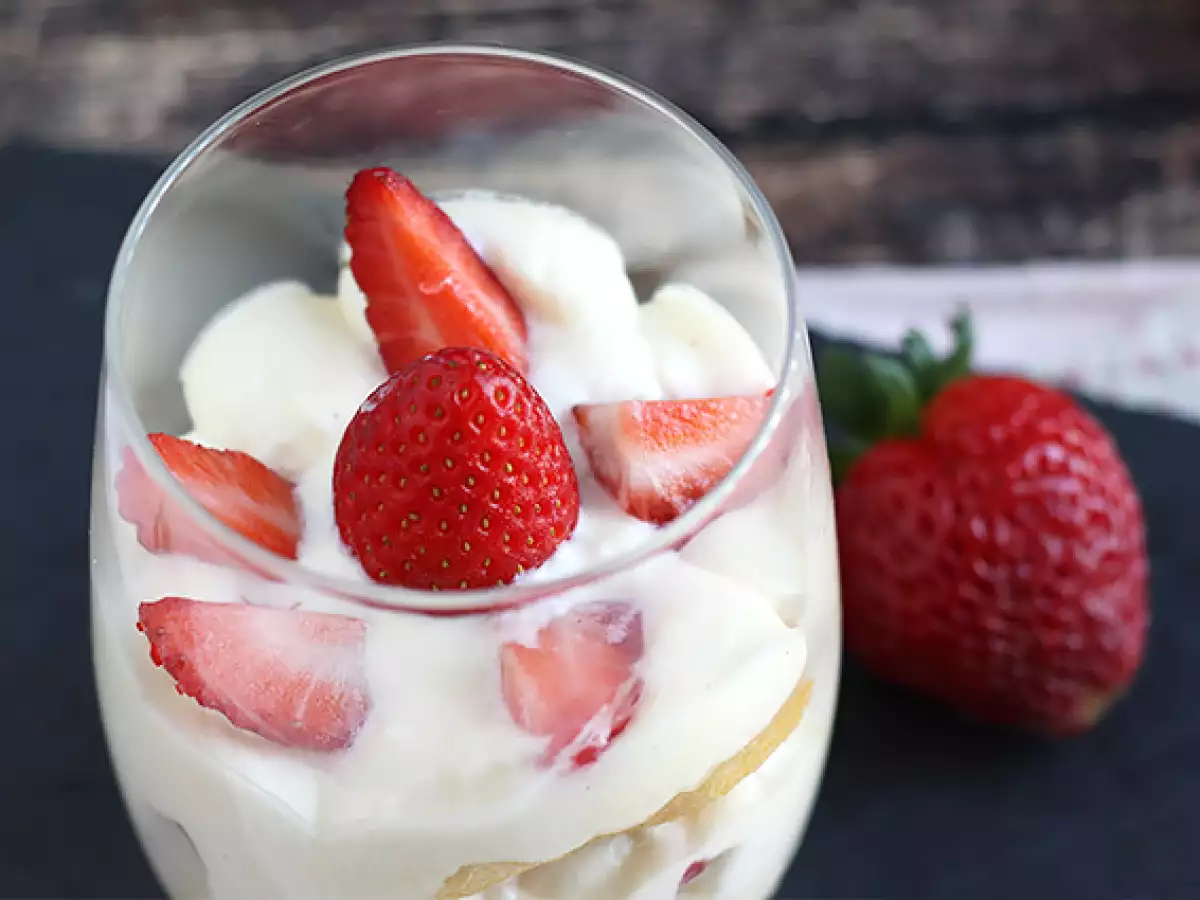 Verrines tiramisu stroberi dingin - foto 3