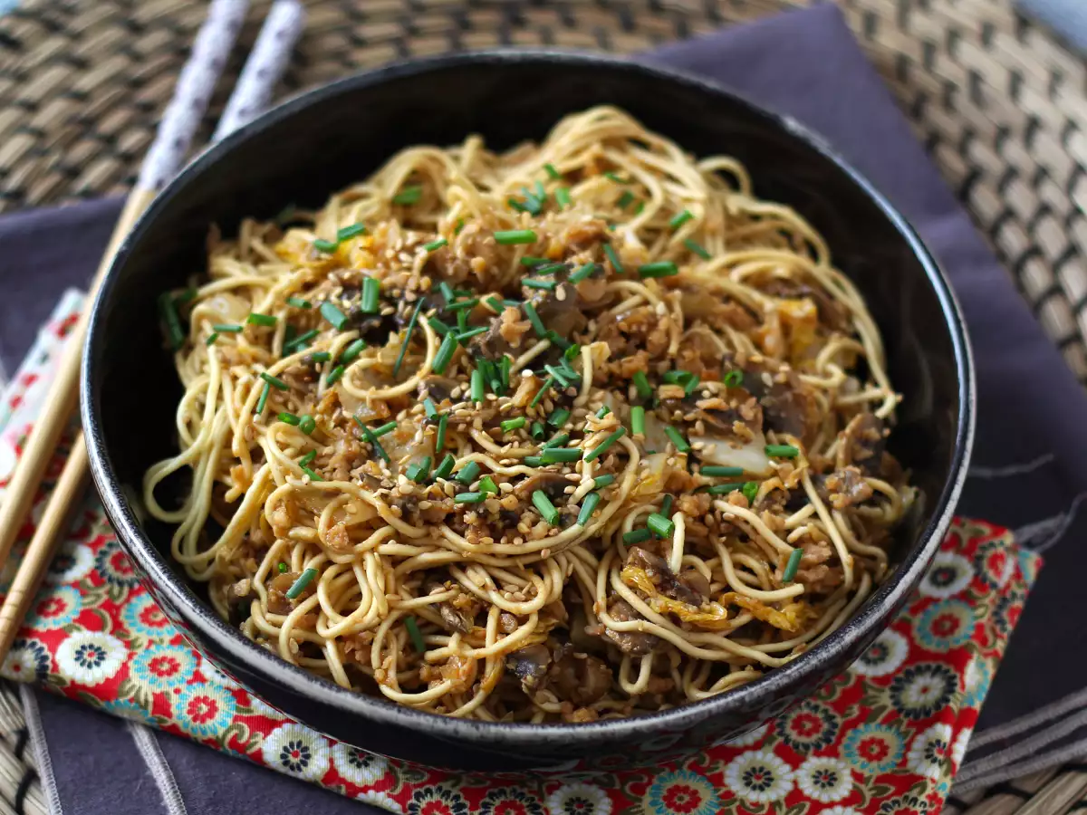 Wajan mie Cina (sayuran dan protein kedelai bertekstur) - foto 6