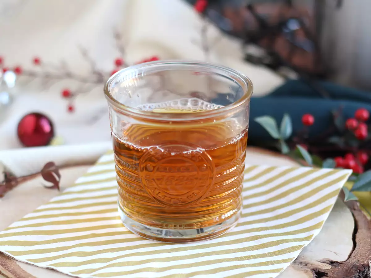 Wassail, koktail Natal berbumbu